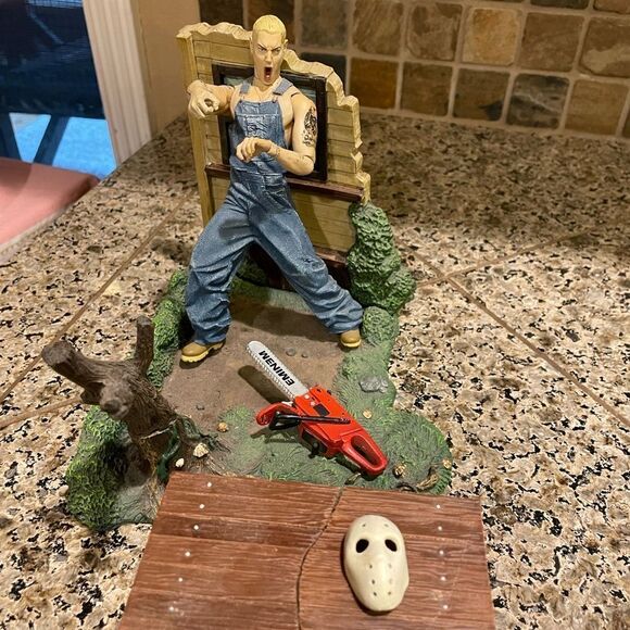 Art Asylum 2001 ENIMEN Figures Chainsaw Set